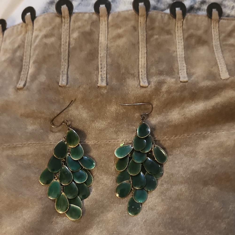 Elegant Green Dangle Earrings